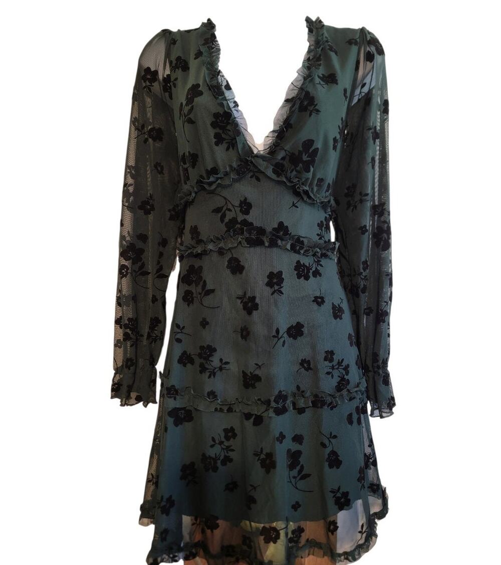 B. Darlin Juniors XL 15/16 Green Black Floral Mesh Ruffle Long Sleeve Dress
